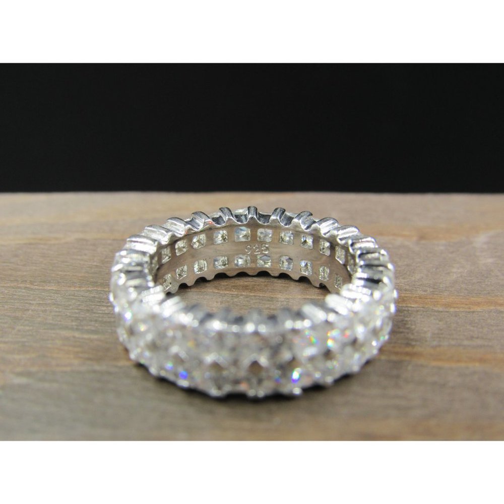 Size 6 Sterling Silver Round Cut Wide Cubic Zirconia Band Ring - Picture 4 of 7